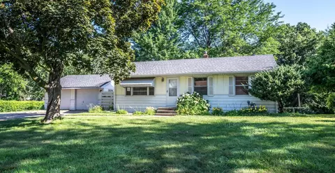 6264 Oak Knoll Dr, Woodbury, MN 55125