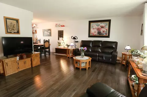 Living - 6528 Excelsior Rd, Baxter, MN 56425 photo 3 of 4