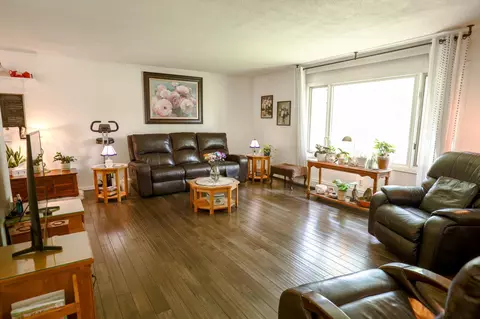 Living - 6528 Excelsior Rd, Baxter, MN 56425 photo 2 of 4