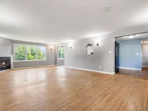 Living - 1020 Quince St, Brainerd, MN 56401 photo 2 of 3