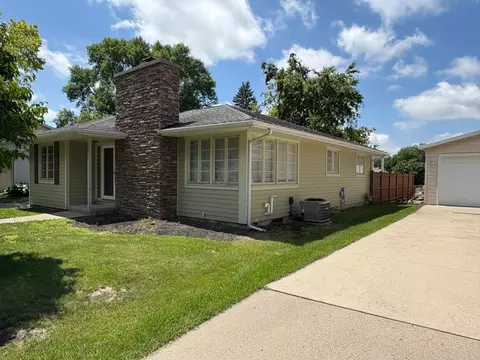 Exterior - 207 Meadow Ln, Benson, MN 56215 photo 2 of 9