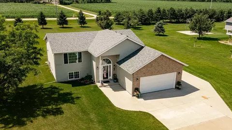 16895 739th St, Hayfield, MN 55940