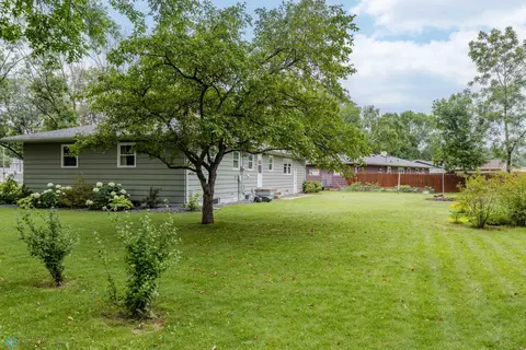 402 5th St NE, Barnesville, MN 56514 photo 6