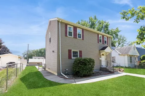 1290 Matilda St, Saint Paul, MN 55117