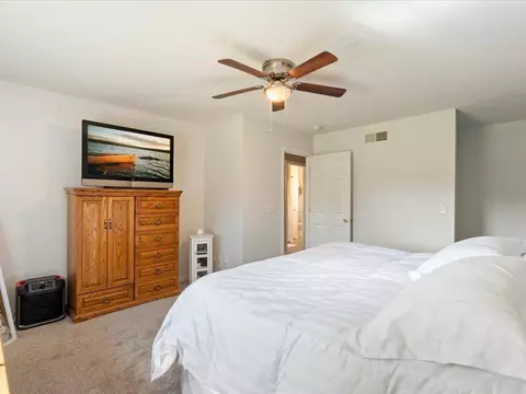 Bedroom - 14898 Lynndale Ln, Baxter, MN 56425 photo 2 of 6