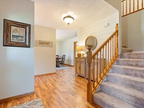 Entry Way - 14898 Lynndale Ln, Baxter, MN 56425 photo 1 of 1