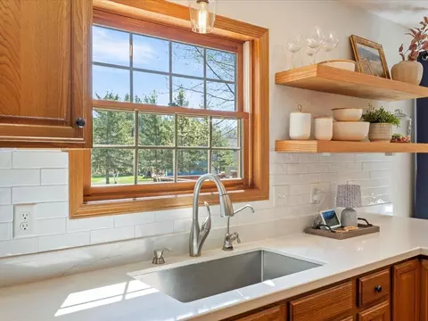 Kitchen - 14898 Lynndale Ln, Baxter, MN 56425 photo 2 of 2