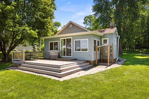 11000 118th St NW, Annandale, MN 55302