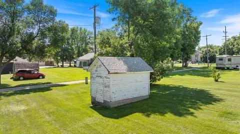 109 S Brook St, Hendricks, MN 56136 photo 8