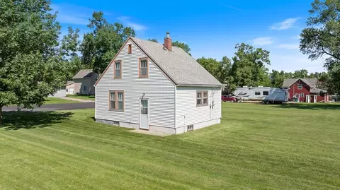 109 S Brook St, Hendricks, MN 56136 photo 6