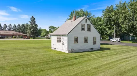 109 S Brook St, Hendricks, MN 56136 photo 7