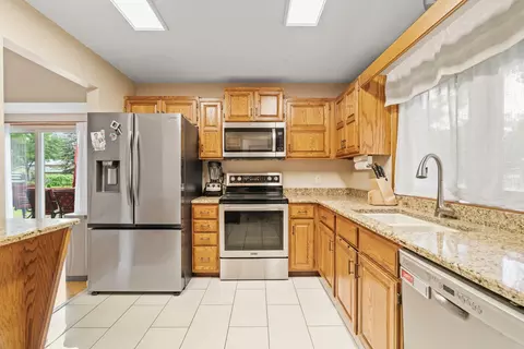 Kitchen - 11444 Sumter Ave N, Champlin, MN 55316 photo 3 of 3