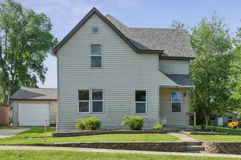 840 Maple St, Baldwin, WI 54002 photo 2