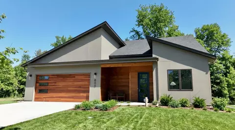 600 Kraewood Dr, Northfield, MN 55057