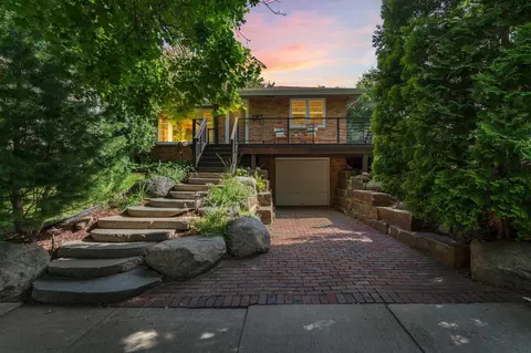 1228 Palace Ave, Saint Paul, MN 55105