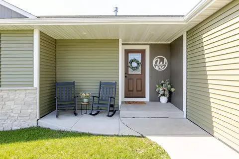 525 7th Ave NE, Plainview, MN 55964 photo 3