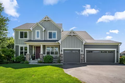 2530 Fieldstone Dr, Victoria, MN 55386