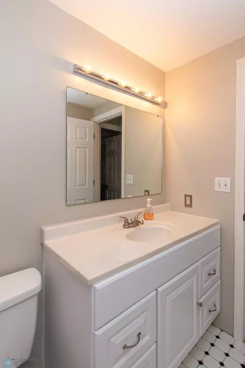 2902 24th Ave S, Fargo, ND 58103 photo 50