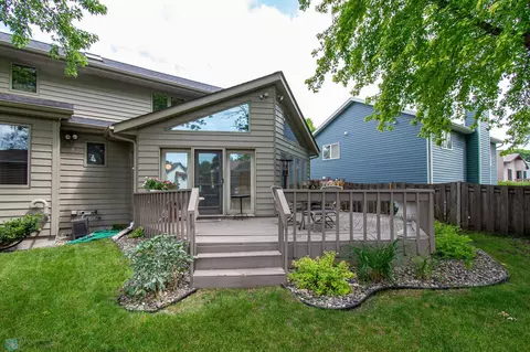 2902 24th Ave S, Fargo, ND 58103 photo 59