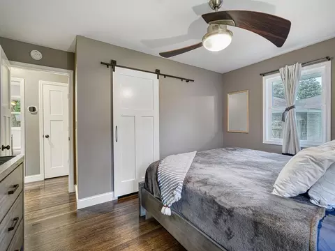 Bedroom - 10356 Upton Ave S, Bloomington, MN 55431 photo 2 of 4