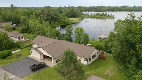 410 Pospeck Ln, Hoyt Lakes, MN 55750