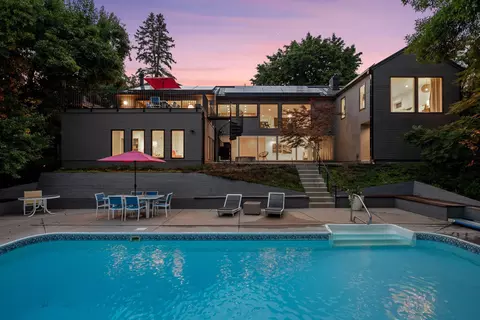 3617 W 55th St, Edina, MN 55410