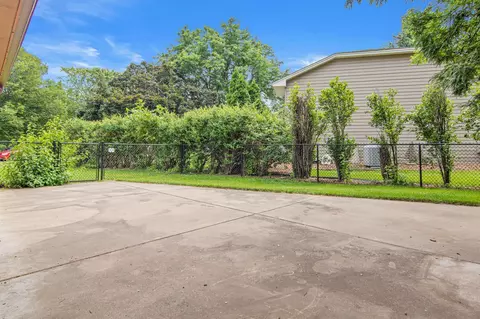 Exterior - 7401 River Shore Ln, Champlin, MN 55316 photo 4 of 4