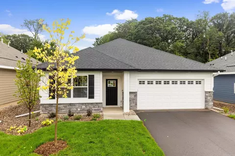 13592 Hollybrook Way, Apple Valley, MN 55124