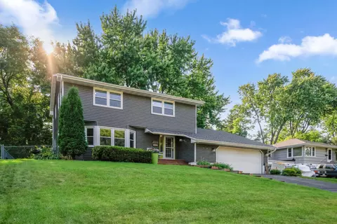 2917 Edgewood Ave N, Crystal, MN 55427