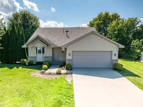 133 Summerfield Ct, Waverly, MN 55390