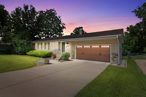 16510 Temple Dr N, Minnetonka, MN 55345
