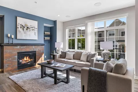 8117 Magnolia Ln N, Maple Grove, MN 55369
