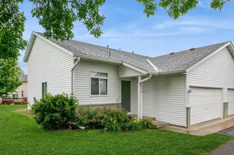 1543 Dublin Ct, Shakopee, MN 55379