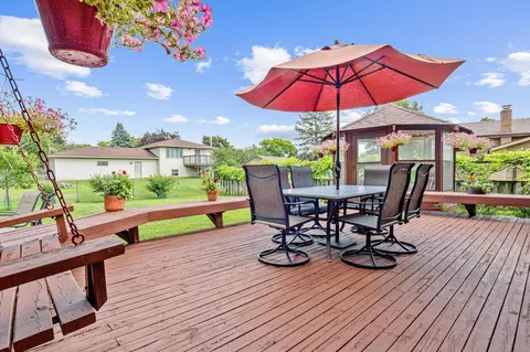 3597 Gresham Ave N, Oakdale, MN 55128 photo 4