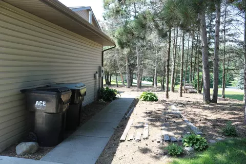 Exterior - 28264 Par Dr, Zimmerman, MN 55398 photo 3 of 10