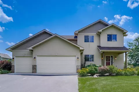 22673 Breanna Ln, Rogers, MN 55374