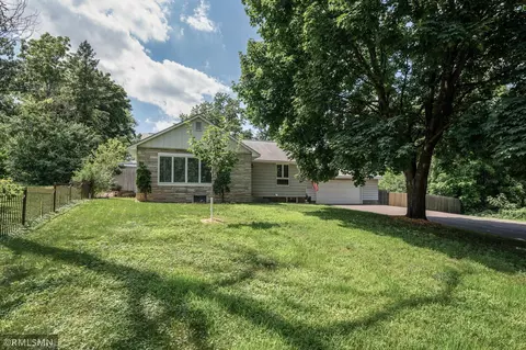 3308 Chippewa Rd, Minnetonka, MN 55305