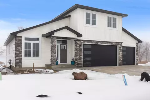 26331 Preserve Dr, Elko New Market, MN 55054