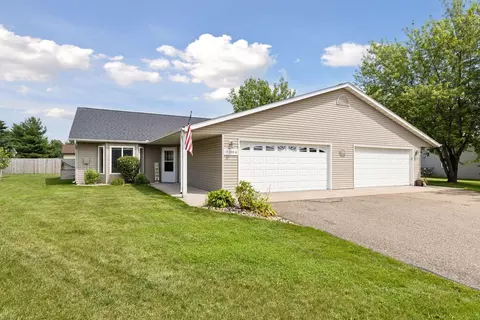 150 Willow Cir, Baldwin, WI 54002