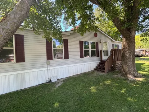 2126 3rd Ave NW #80, Owatonna, MN 55060