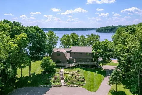 22677 Clearwater Point Rd, Brainerd, MN 56401