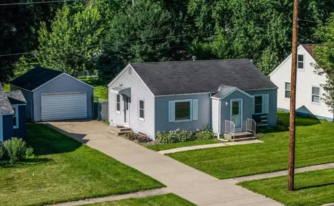 512 Pine St, Farmington, MN 55024