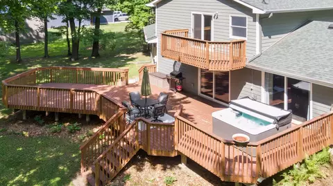 16059 Kettle River Blvd NE, Forest Lake, MN 55025