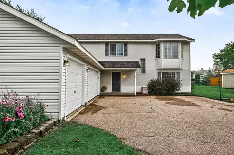 705 S Maple St, Belle Plaine, MN 56011