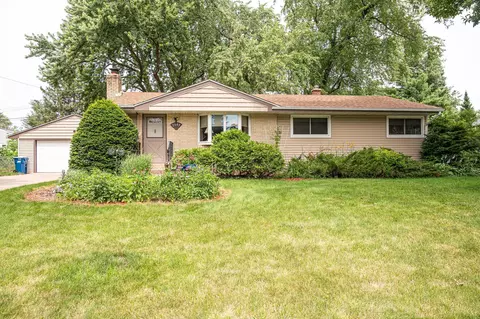 2649 Randy Ave, White Bear Township, MN 55110