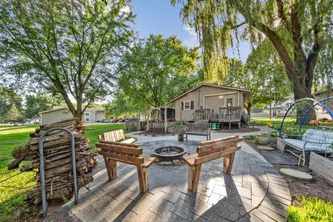 725 Francis St, Faribault, MN 55021 photo 9