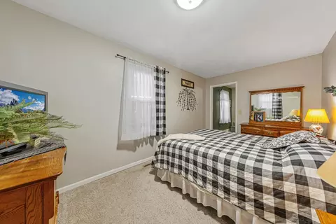 725 Francis St, Faribault, MN 55021 photo 19
