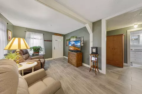 725 Francis St, Faribault, MN 55021 photo 17