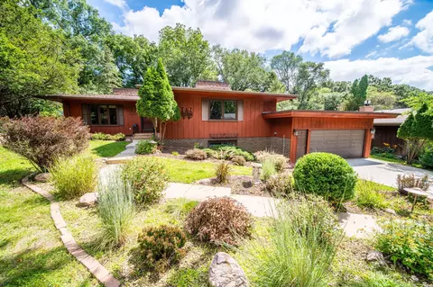 1044 19th Ave NE, Rochester, MN 55906