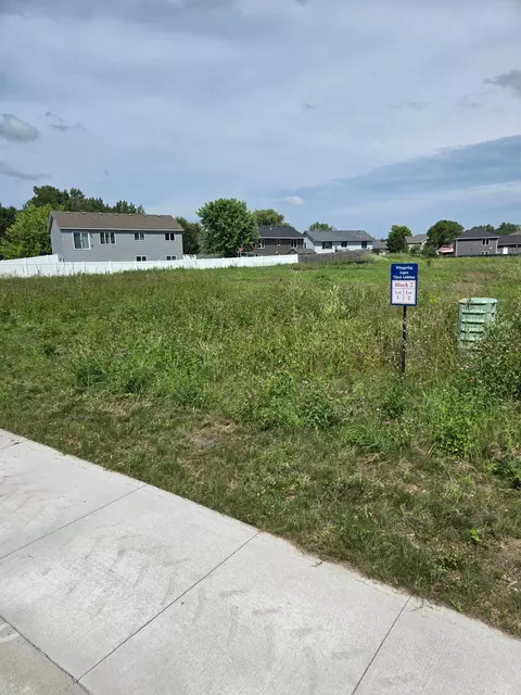 24179 Polk St NE, Bethel, MN 55005
